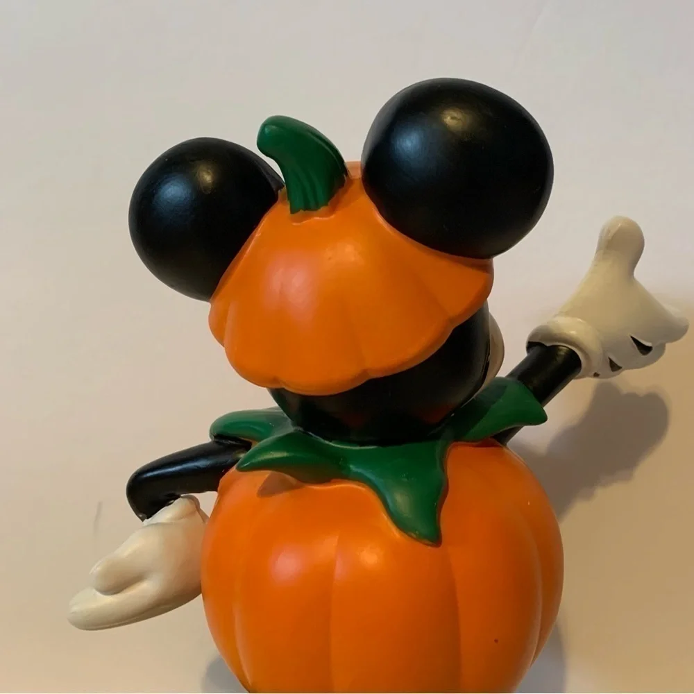NWT. DISNEY Mickey Mouse Pumpkin Figure